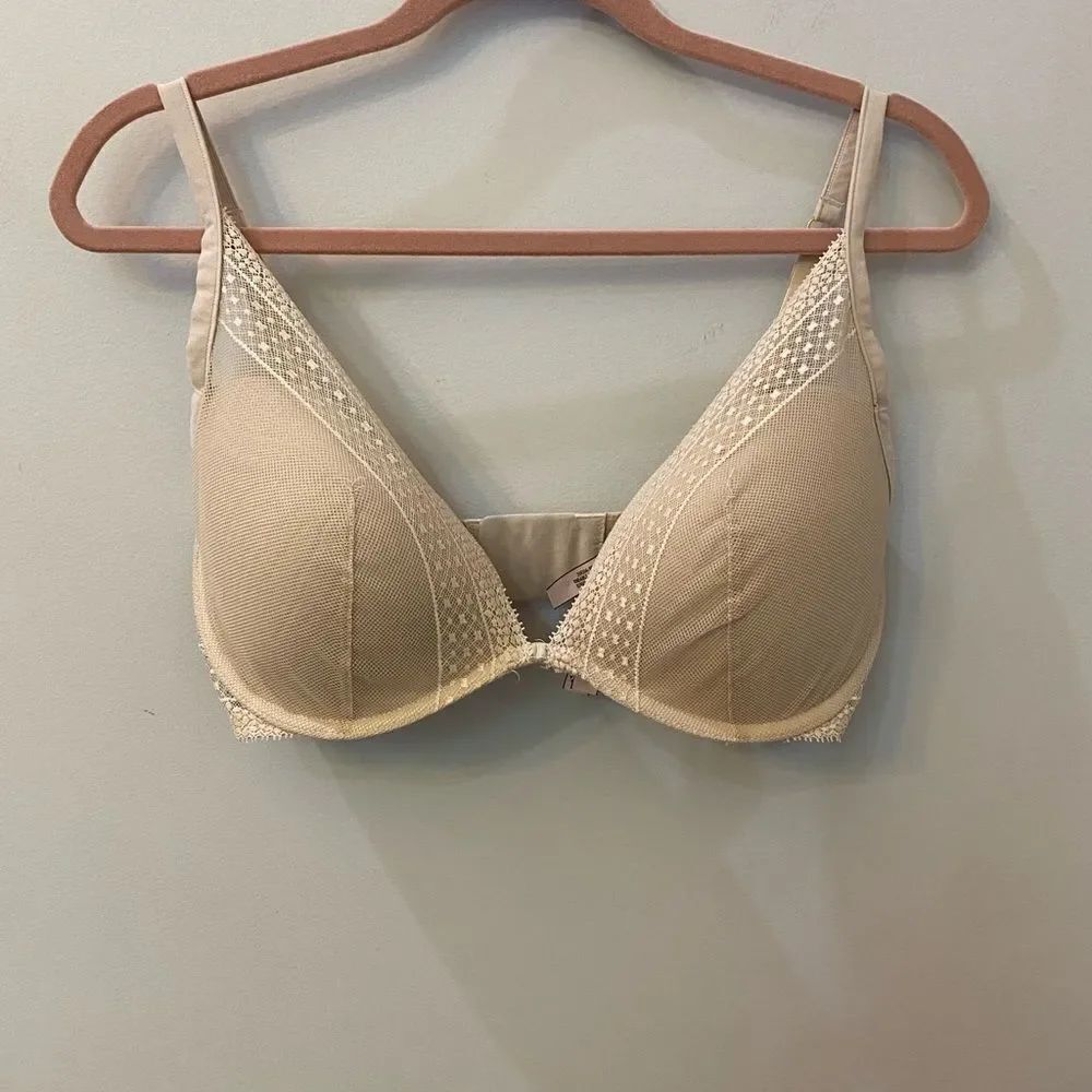 Victoria’s Secret Plunge Plongeant Bra Women Size 34DDD